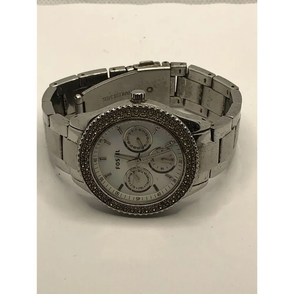 Fossil ES2860 Womens Silver Stainless Steel Analog Dial Quartz Wrist Watch HK532